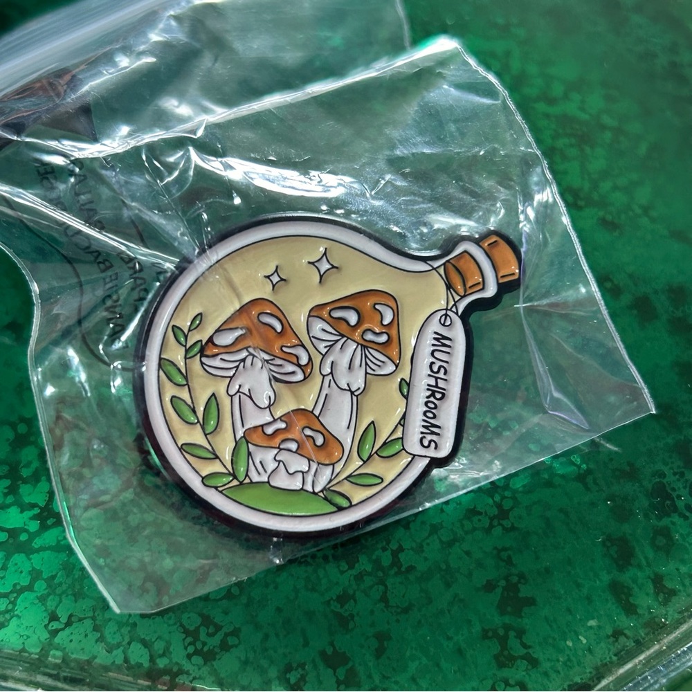Mushrooms in a jar pin 🍄